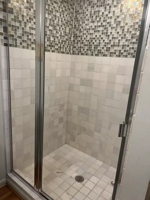 Undisclosed, Hazel Crest, IL 60429 photo 6