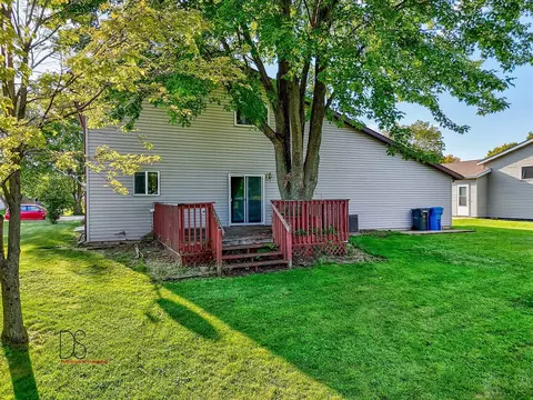 2385 Chestnut Ln, Morris, IL 60450 photo 5