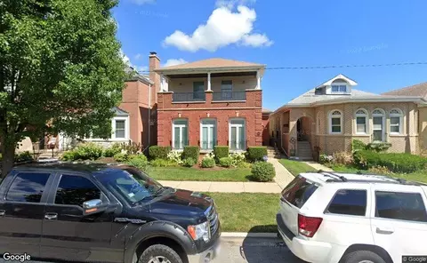 2836 W Estes Ave, Chicago, IL 60645