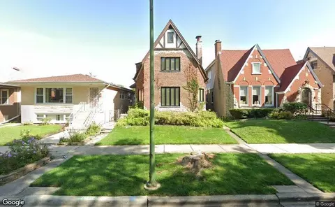 2910 W Fitch Ave, Chicago, IL 60645