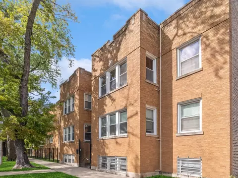 3816 W Le Moyne St #2E, Chicago, IL 60651