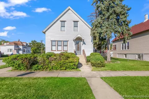 12758 Honore St, Blue Island, IL 60406