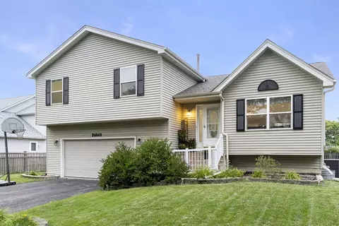 24849 Vermette Rd, Plainfield, IL 60585