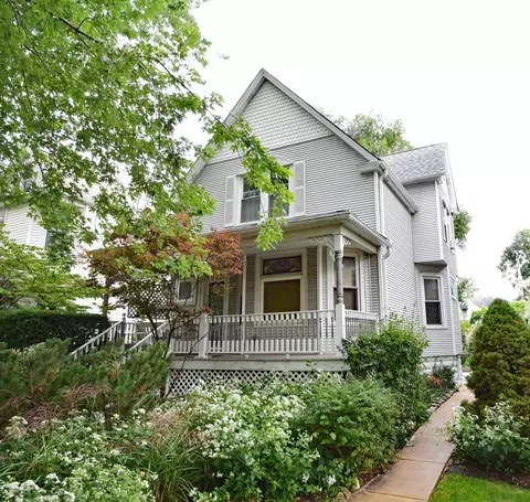 4107 N Springfield Ave, Chicago, IL 60618