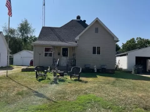 418 Bensyl Ave, Danville, IL 61832