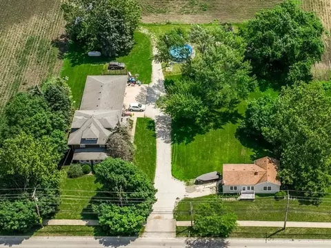 9647 S Heggs Rd, Plainfield, IL 60585