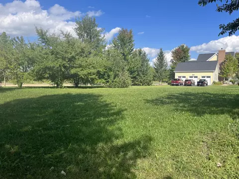 1423 Settlers Ct, Sugar Grove, IL 60554