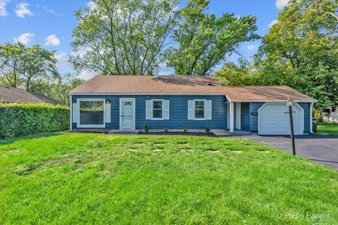 335 Cherry Ct, Glenview, IL 60025
