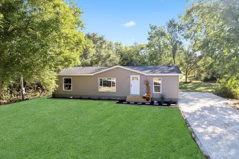204 N Shelly Ave, Reddick, IL 60961