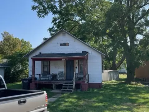117 Fairweight Ave, Danville, IL 61832
