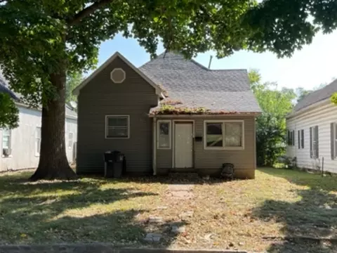 111 Iowa St, Danville, IL 61832