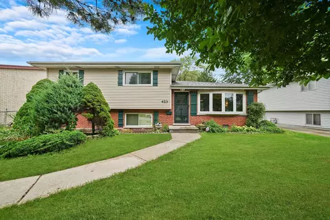 423 S Cherry Hill Ct, Addison, IL 60101
