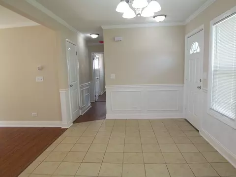 16340 Trumbull Ave, Markham, IL 60428 photo 4