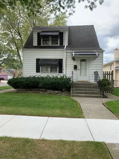 3400 N Panama Ave, Chicago, IL 60634