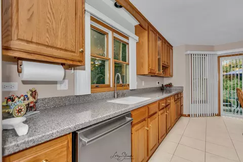640 Ford Ln, Bartlett, IL 60103 photo 28