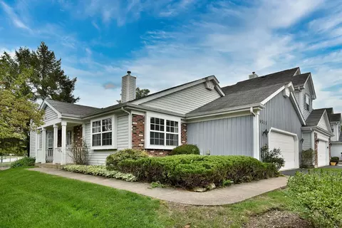 6515 Stair St, Downers Grove, IL 60516