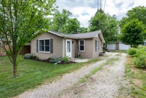 34800 N Forest Ave, Ingleside, IL 60041