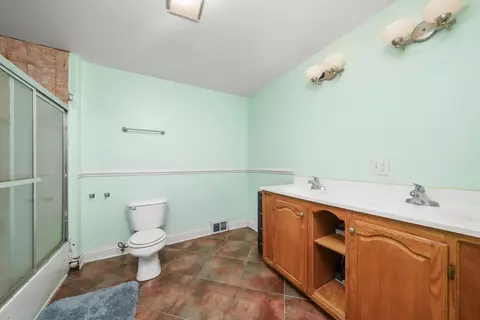 67 S Anderson St, Aurora, IL 60505 photo 20