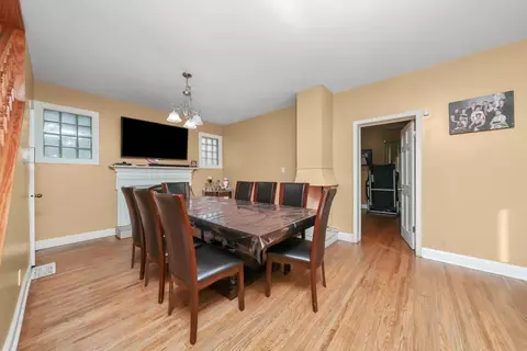 67 S Anderson St, Aurora, IL 60505 photo 27