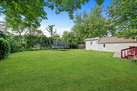 67 S Anderson St, Aurora, IL 60505 photo 3