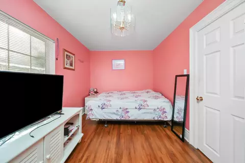 67 S Anderson St, Aurora, IL 60505 photo 19