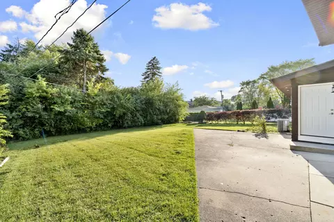295 Diamond Head Dr, Des Plaines, IL 60018 photo 32