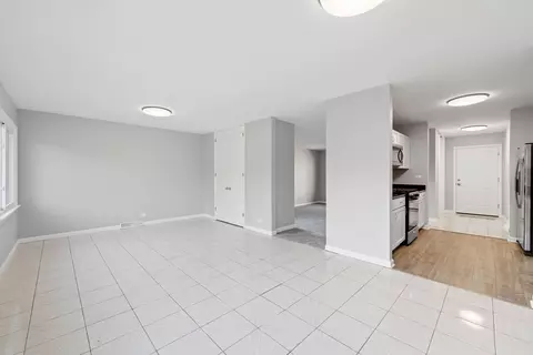 295 Diamond Head Dr, Des Plaines, IL 60018 photo 8