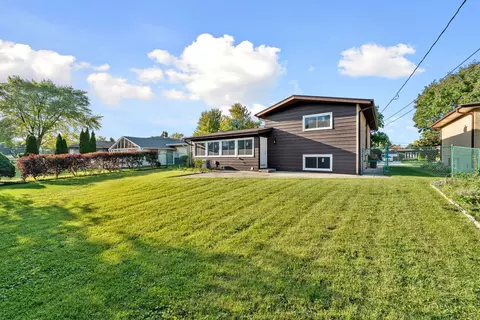295 Diamond Head Dr, Des Plaines, IL 60018 photo 34
