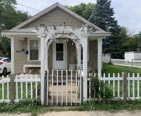 441 Hinman St, Aurora, IL 60505