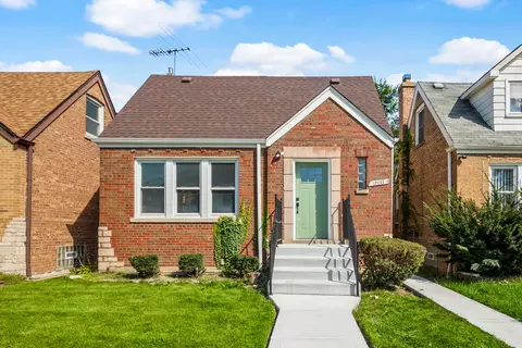 10147 S Eberhart Ave, Chicago, IL 60628