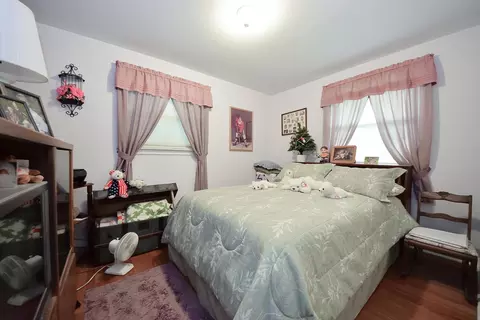 563 E Forest Ave, Des Plaines, IL 60018 photo 7