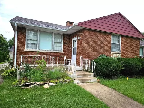 2332 Stratford Ave, Westchester, IL 60154