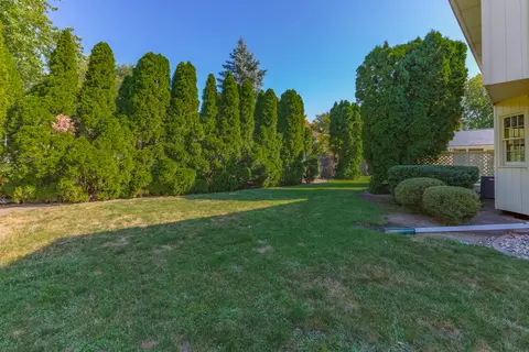 5 Tami Ct, Bloomington, IL 61701 photo 49