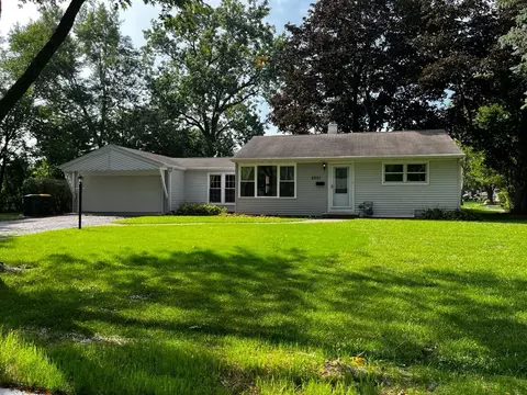 2901 South Ct, Rolling Meadows, IL 60008