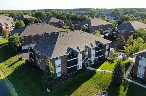 13078 Laurel Glen Ct #102, Palos Heights, IL 60463