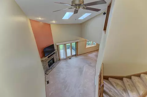 1753 Pebble Beach Dr, Hoffman Estates, IL 60169 photo 8