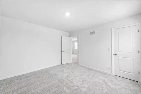 118 Hedgerow Dr, Elgin, IL 60124 photo 25
