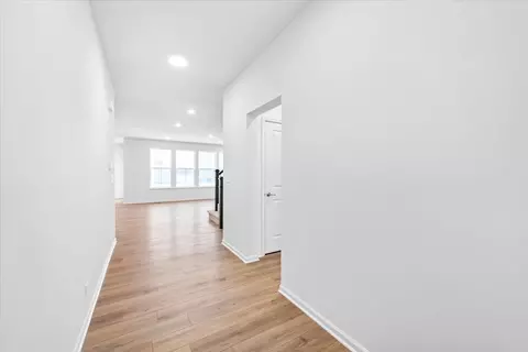 118 Hedgerow Dr, Elgin, IL 60124 photo 11