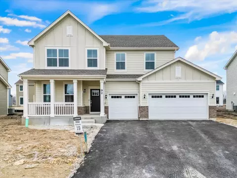 3790 Honeysuckle Ln, Elgin, IL 60124