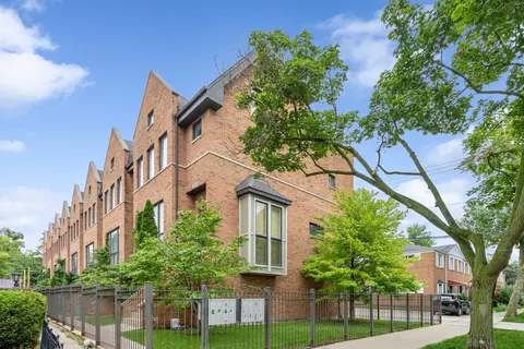 7223 N Hamilton Ave #D, Chicago, IL 60645