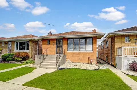 6142 W 63rd Pl, Chicago, IL 60638