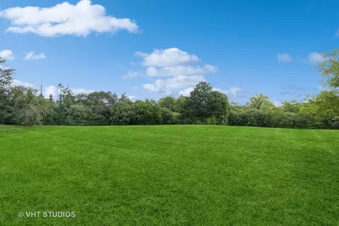 2880 Willow Rd, Northbrook, IL 60062 photo 1