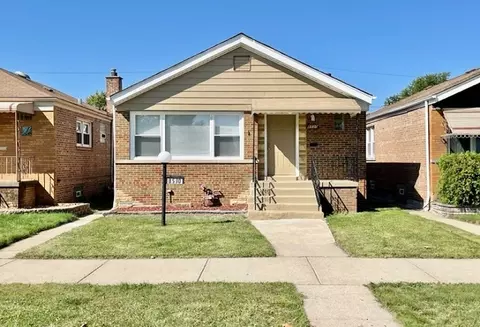 8530 S Chappel Ave, Chicago, IL 60617