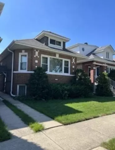 7735 W Westwood Dr, Elmwood Park, IL 60707