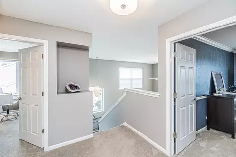 2115 Colchester Ave, Hoffman Estates, IL 60192 photo 15