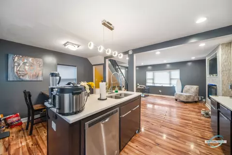 1706 E 73rd St, Chicago, IL 60649 photo 9