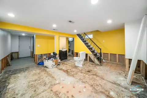 1706 E 73rd St, Chicago, IL 60649 photo 16