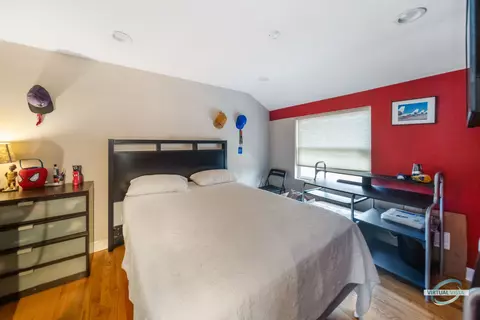 1706 E 73rd St, Chicago, IL 60649 photo 12