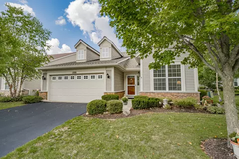1206 Heathrow Ln, Aurora, IL 60502