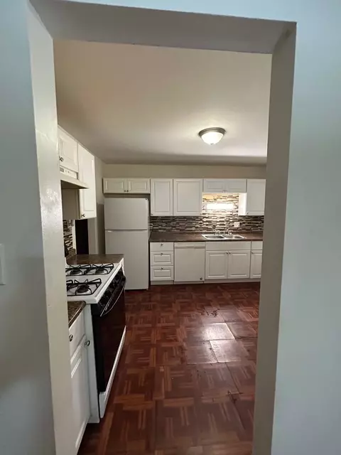 Kitchen - 322 Jackson St, Park Forest, IL 60466 photo 1 of 3